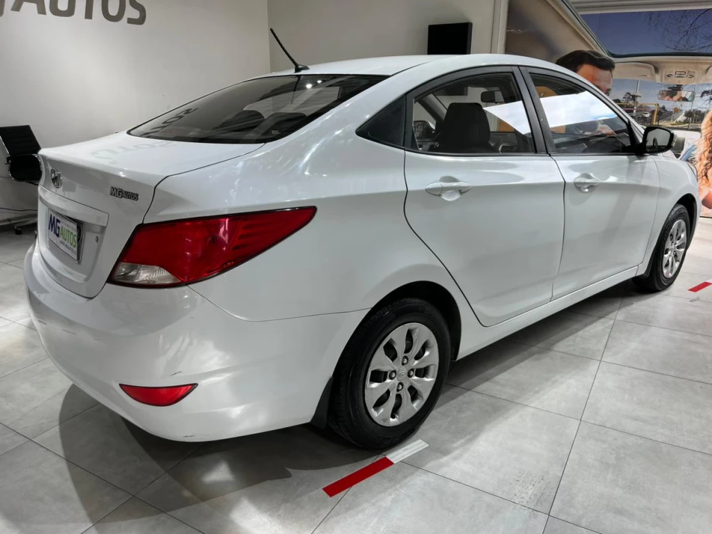 imagen 0 de vehiculo con id 2242
